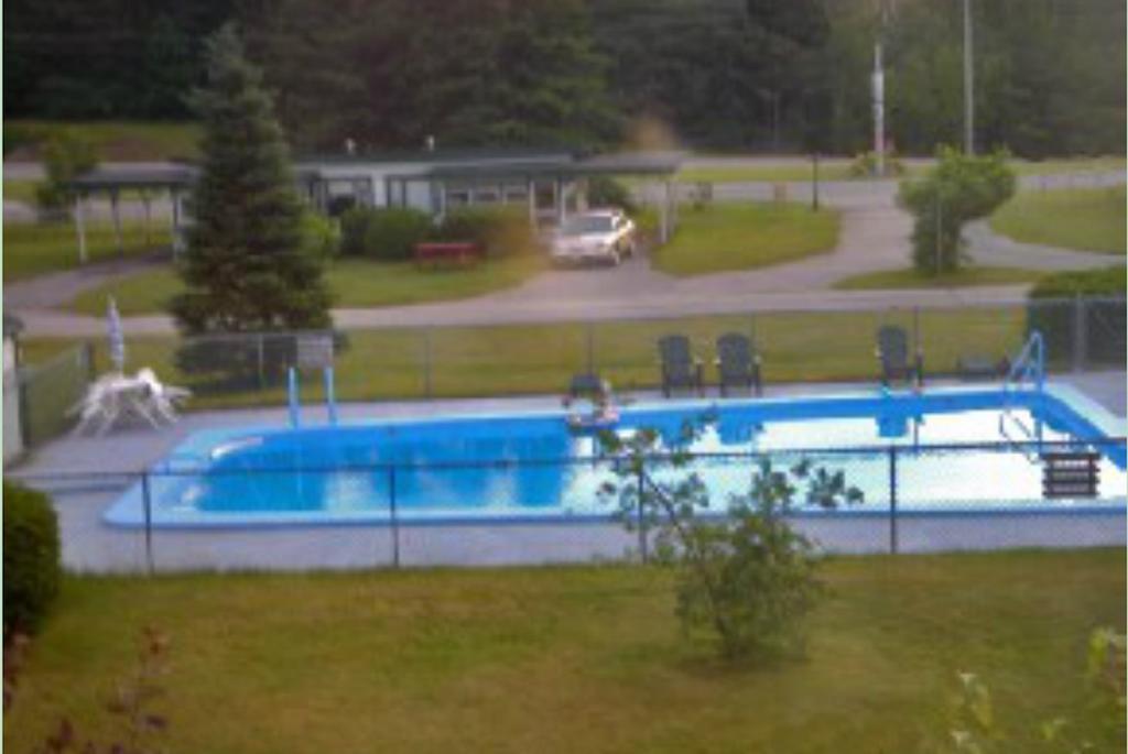 Patio Motor Court Motel Carroll Exterior foto